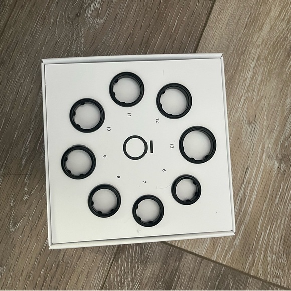 Heritage black Oura ring gen3 size 7 - Picture 7 of 7